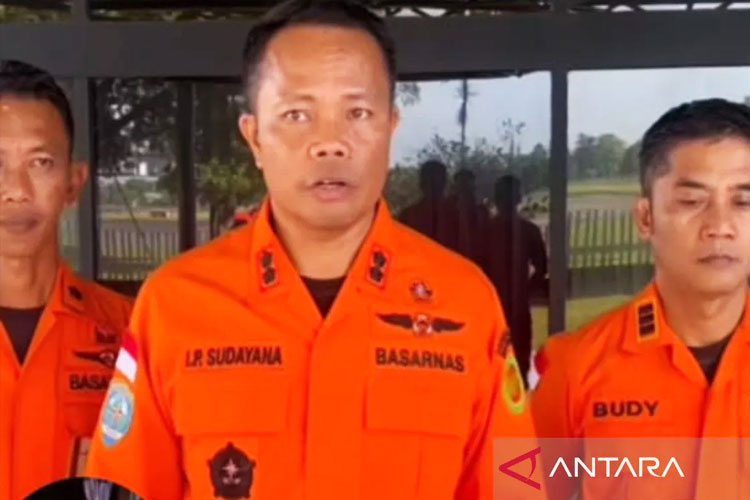 Seluruh 8 Korban Helikopter Jatuh di Kalsel Dievakuasi ke RS Bhayangkara