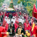 Garebeg Mulud Dal 1959 Keraton Yogyakarta, Ribuan Warga Saksikan Gunungan Bromo yang Sakral