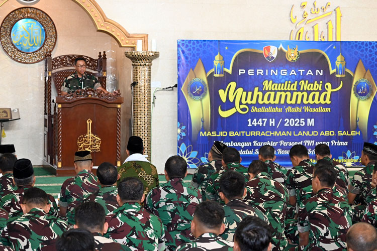 Keluarga-besar-Lanud-Abdulrachman-Saleh-maulid-Nabi.jpg