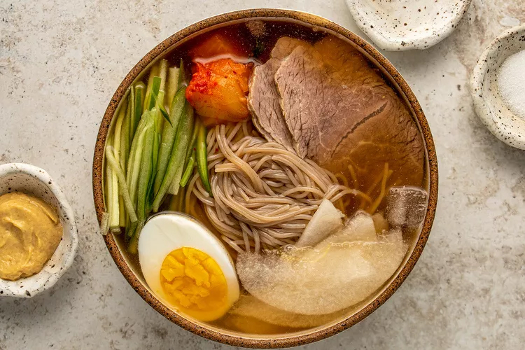 Naengmyeon.jpg