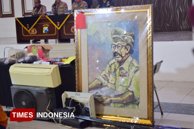 Pelaku-Kerusuhan-Polda-Jatim-3.jpg