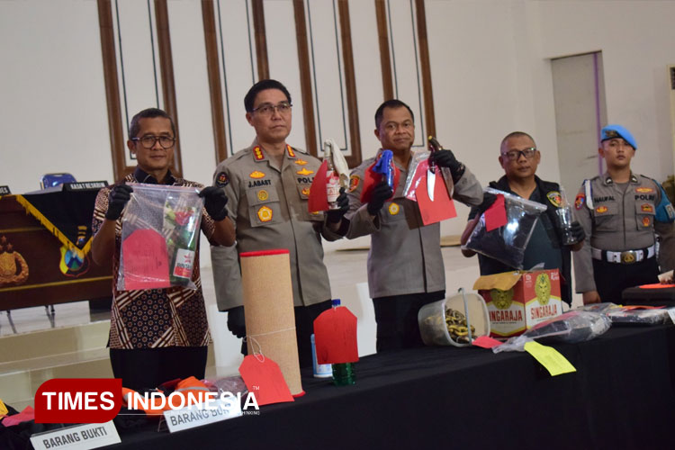 Pelaku Kerusuhan dan Pembakaran Gedung Grahadi Masih di Bawah Umur