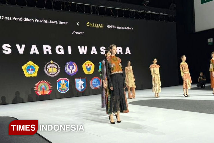 SMKN 1 Donorojo Pacitan Tampil di Ajang Fashion Dunia Centrestage Hongkong 2025