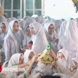 Tradisi Rebut Gunungan Meriahkan Maulid Nabi di Pondok Tremas Pacitan