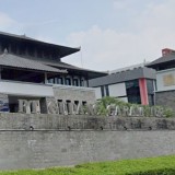 Video Haru Buruh Gudang Garam Viral di X, Industri Rokok Legendaris Disebut Gulung Tikar