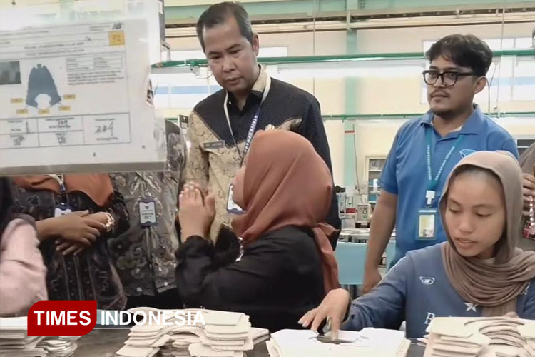 Ratusan Disabilitas Kini Bekerja di Pabrik Berkat Perhatian Pemkab Majalengka