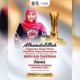 Gubernur Khofifah Raih Pemimpin Daerah Awards 2025, Sukses Antarkan Trans Jatim sebagai Inovasi Daerah Terbaik