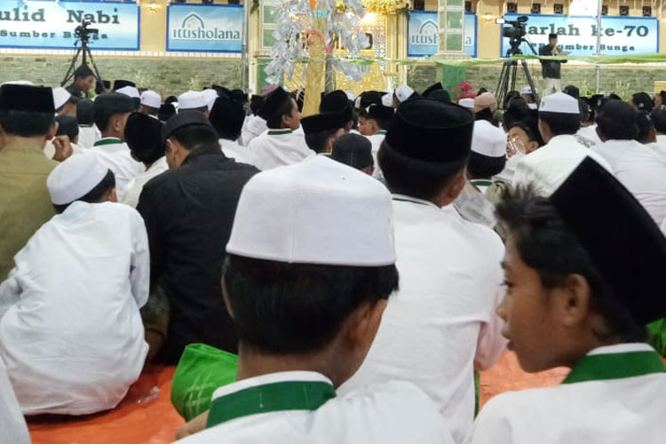 Suasana-Maulid-Nabi-dan-Harlah-ke-70-Pondok-v2.jpg