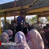 Arus Balik Maulid Nabi, Ribuan Penumpang Kangean-Raas Padati Pelabuhan Jangkar