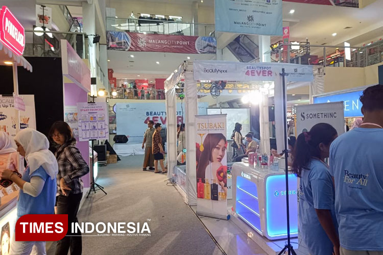 Bazar Make-Up & Skincare dari Merek Ternama di Acara BeutySpoty 4 Ever (Foto: Vicky Afrizal/TIMES Indonesia)