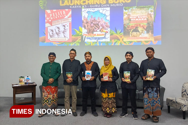 Hari Literasi Internasional, SMKN 1 Sudimoro Pacitan Launching Buku dan Film Budaya