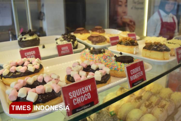 StepUp-Donat-B.jpg