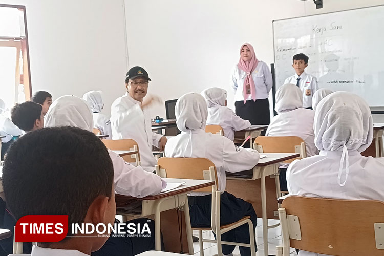 Mensos Gus Ipul Senang Sekolah Rakyat di Kota Batu Berjalan Baik
