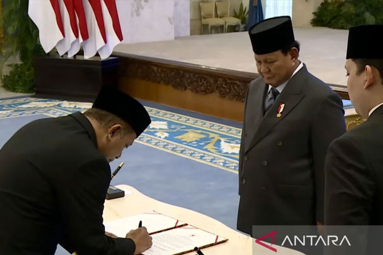 Ferry Juliantono Resmi Dilantik Presiden Prabowo sebagai Menteri Koperasi, Ini Profilnya