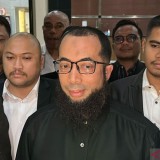 Khalid Basalamah Mengaku Jadi Korban dalam Kasus Kuota Haji