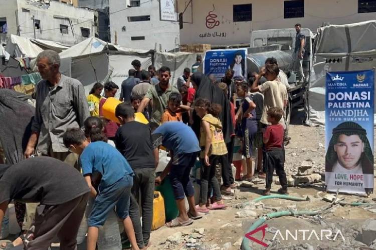 Kolaborasi BAZNAS RI dan Ivan Gunawan Kembali Hapus Dahaga Warga Gaza