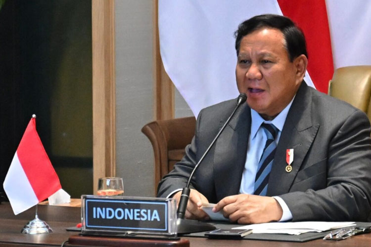 Presiden Prabowo menghadiri BRICS Leaders Virtual Meeting dari kediaman pribadinya di Kertanegara, Jakarta Selatan, pada Senin, 8 September 2025. (FOTO: BPMI Setpres)