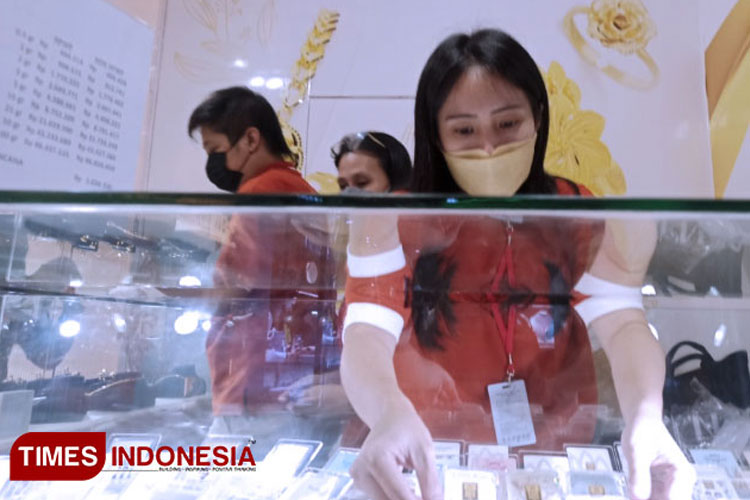 PT Antam Imbau Masyarakat Berhat-hati dalam Transaksi Emas