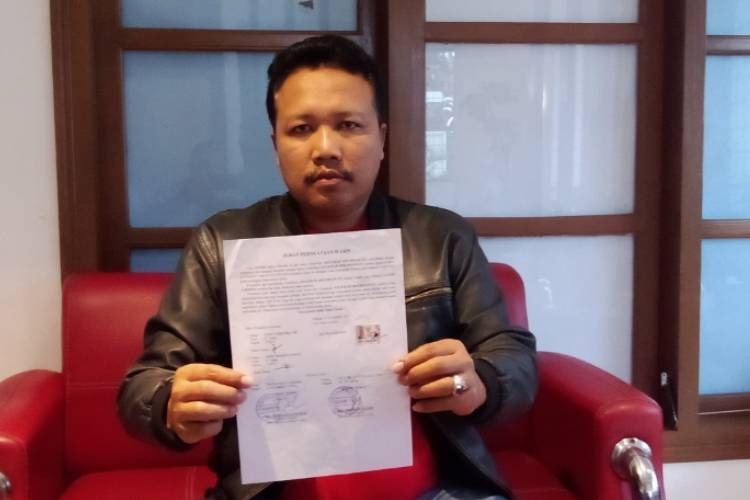 David Rianto SH, kuasa hukum dari Agung Sariono, warga yang kecewa pelayanan Kelurahan Turen, Kabupaten Malang. (Foto: dokpri)
