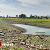 Inisiatif Berani Kasun di Lamongan, Normalisasi Embung dan Mimpikan Tanggul Jadi Lapangan Futsal