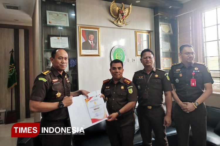 Kejari Majalengka Raih Penghargaan Terbaik I Penanganan Perkara Korupsi 2025