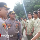 Kapolsek Hingga Kapolresta Banyuwangi 'Masuk Sekolah' Demi Bentuk Pelajar Taat Hukum
