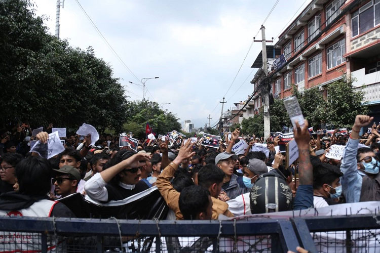 Korban Tewas Aksi Protes di Nepal Mencapai 31 Orang