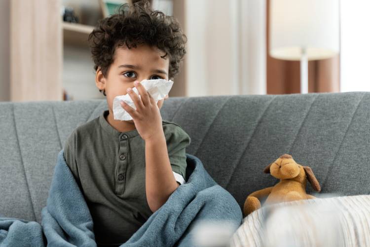 Ilustrasi. Anak terkena flu. (Foto: Freepik)