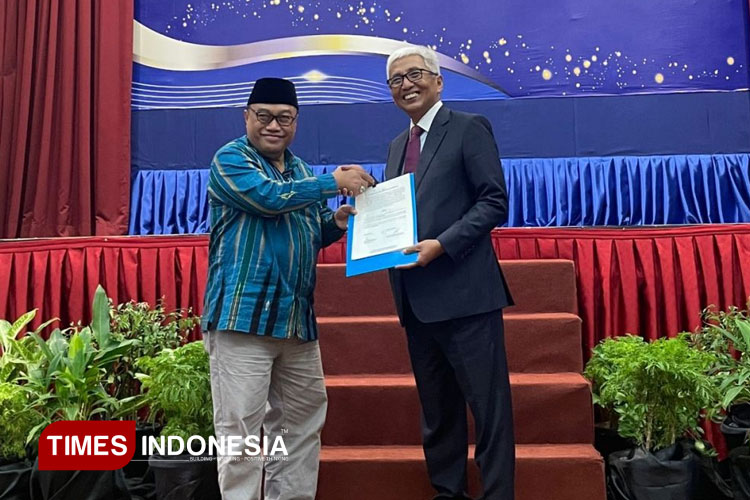 Duta-Besar-Luar-Biasa.jpg