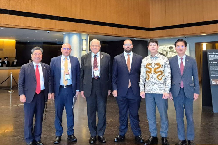 Kang Woong Sik (Director of Edena Group), Khaled Abdel Rahman (Ambassador of Egypt to Korea), Ibrahim Mahlab (BEK Group Executive Director, former Prime Minister of Egypt), Mohamed Khaled Abdallah (BEK Vice Chairman) Wook Lee (CEO of EDENA Group), Yo...