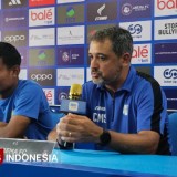 Arema FC Siap Hadapi Dewa United, Marcos Santos Targetkan Tiga Poin
