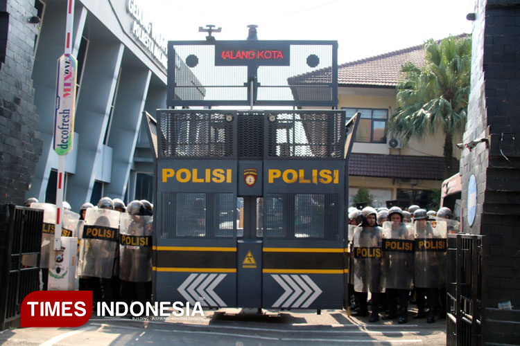 Sispam-Mako-Polresta-Malang-Kota-b.jpg