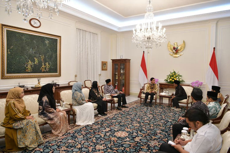 Pertemuan Gernas Ayo Mondok bersama Wapres Gibran di Istana Wapres Jakarta. (FOTO: ist)