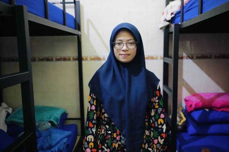 Oktavianti Riska Fitriasari, siswi Sekolah Rakyat Menengah Atas (SRMA) 22 Kota Malang, Jawa Timur. (Foto: Kemensos RI)