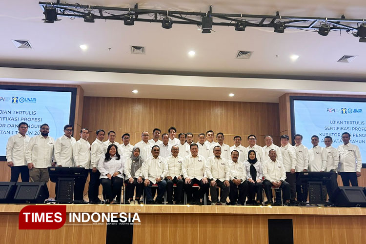 Sekjen-PKPI-Hartadi-dan-Dewan-Kehormatan-2.jpg