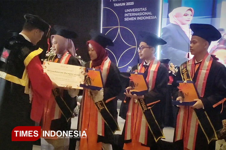 wisudah-uisi.jpg