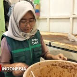 Mengintip Difabel Tuli Magang di  Warung Sangu Alun-alun Tasik di Tasikmalaya
