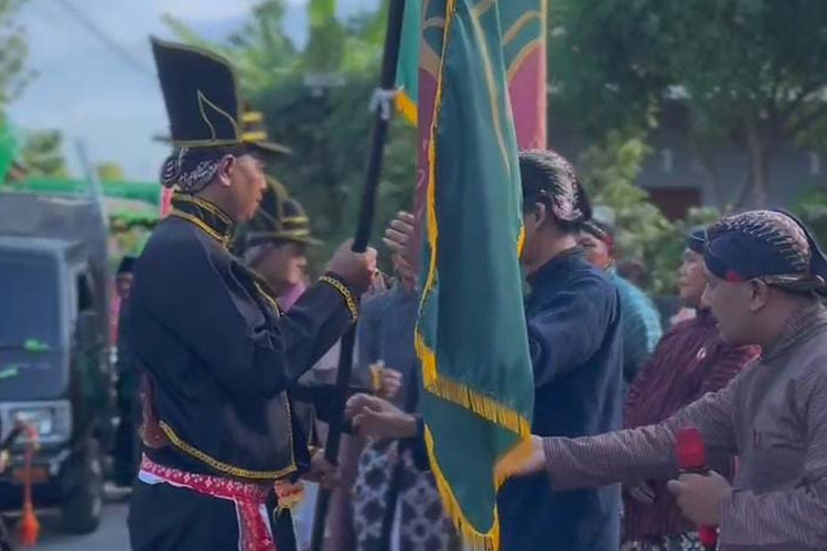 Grebeg-Maulid-Bantul-2.jpg