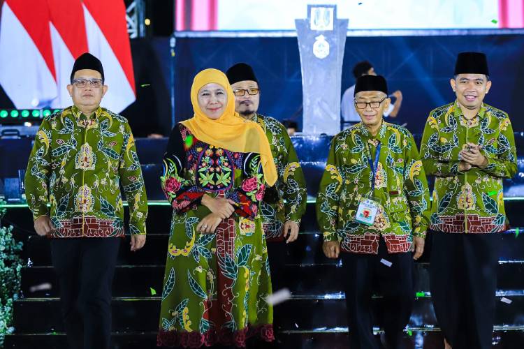 Gubernur-Khofifah-saat-pembukaan-MTQ-XXXI-Jatim-2025-b.jpg