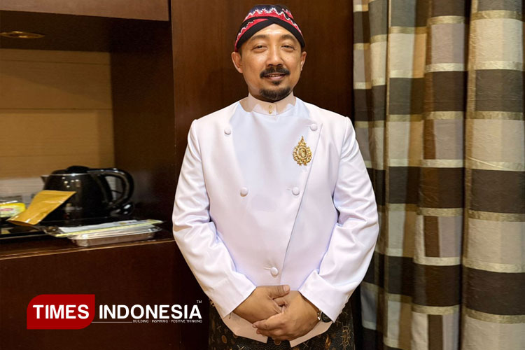 KRA. Dwi Indrotito Cahyono Adiningrat, SH. M. Hum pemerhati budaya Jawa. (Foto: Dok TIN)
