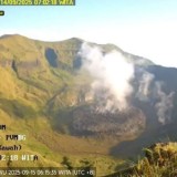 Badan Geologi Ingatkan Bahaya Erupsi Gunung Awu