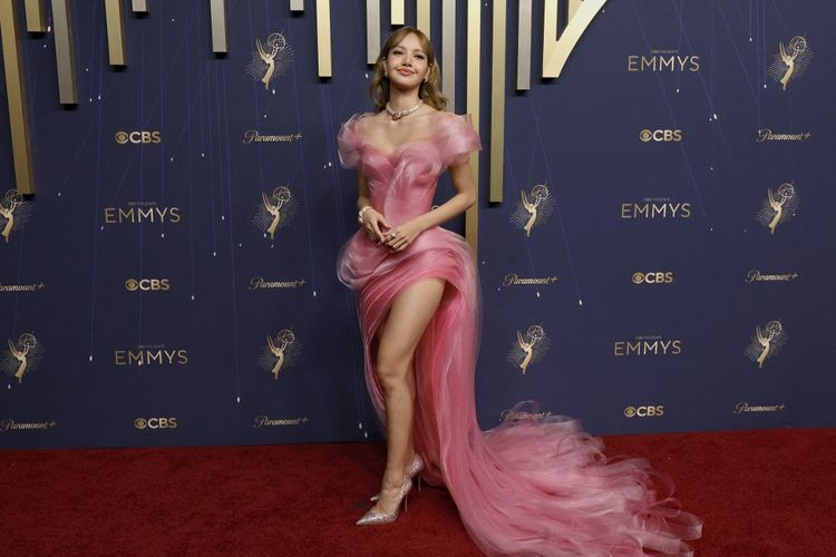 Lisa BLACKPINK dalam ajang Emmy Awards 2025. FOTO: AFP