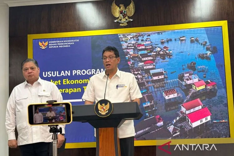 Menkeu Pangkas Bunga Pinjaman Koperasi Merah Putih