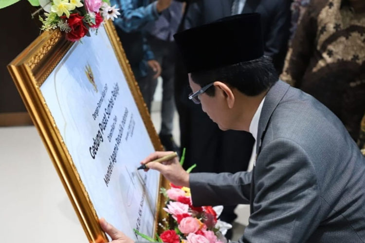 Menag RI Resmikan Alih Status IAIN Ponorogo Menjadi UIN Ki Ageng Muhammad Besari
