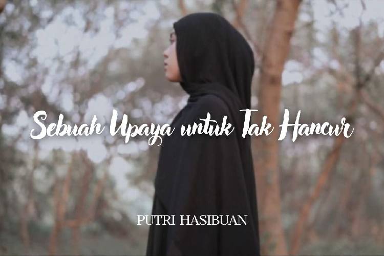Putri-Hasibuan-b.jpg