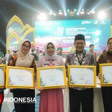 Kota Mojokerto Raih Juara Umum Ajang Syariah Award Jawa Timur 2025