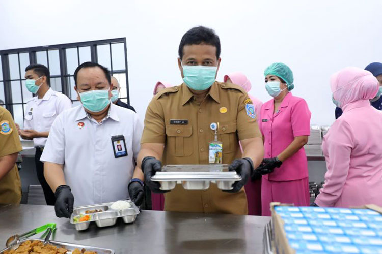 Penjabat Sekda Kepulauan Babel Feri Afriyanto saat menghadiri peresmian SPPG Polda Kepulauan Babel di Pangkalpinang, Selasa (16/9/2025). (Foto: ANTARA/HO/Diskominfo Babel)
