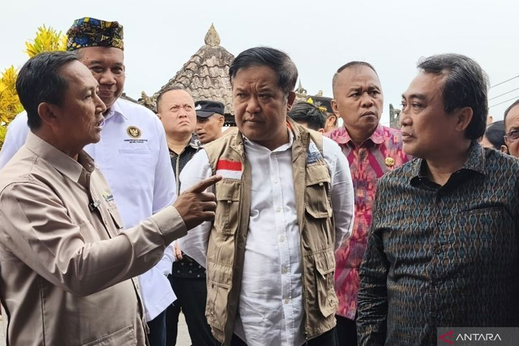 Pemerintah Percepat Pembentukan Satgas Koperasi Desa Merah Putih