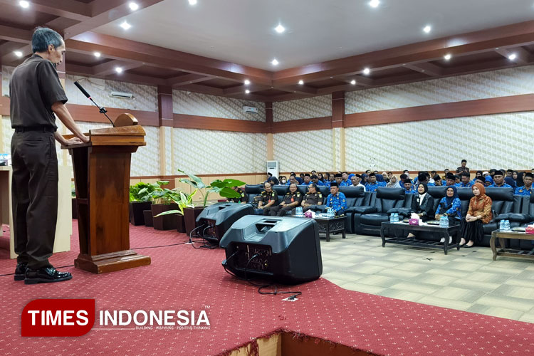 Kejati Maluku Utara Herry Ahmad Pribadi, SH, MH, saat membuka kegiatan sosialisasi di Pemda Morotai,Rabu (17/9/2025). (Foto: Abdul H Husain/TIMES Indonesia).
