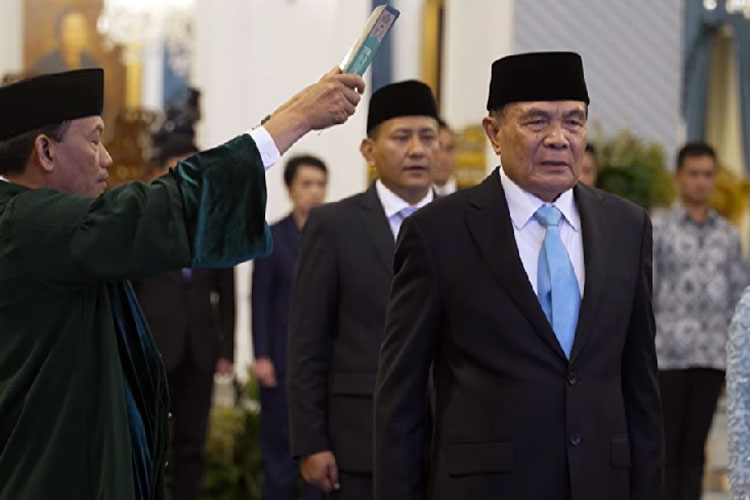 Menteri Koordinator Bidang Politik dan Keamanan (Menkopolkam ) Djamari Chaniago. (Tangkapan Layar Youtube)